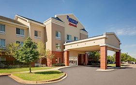 Fairfield Inn & Suites By Marriott Detroit Metro Airport Romulus